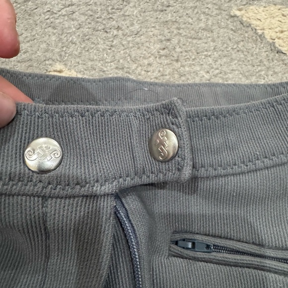 Women's Gray Equestrian breeches riding pants size 30 - Picture 3 of 6